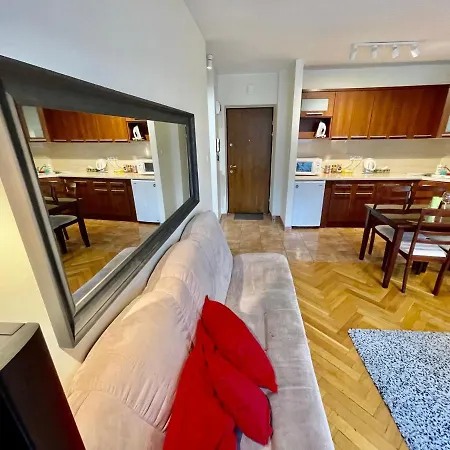 Raven Metro Fast Wifi 70'tv Netflix Hbomax Appletv Apartment *