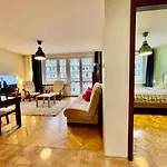 Raven Metro Fast Wifi 70'tv Netflix Hbomax Appletv Apartment *