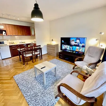 Raven Metro Fast Wifi 70'tv Netflix Hbomax Appletv Apartmán *