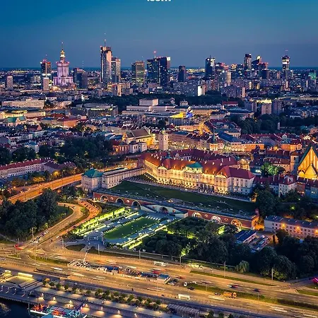 Raven Metro Fast Wifi 70'tv Netflix Hbomax Appletv * Warsaw