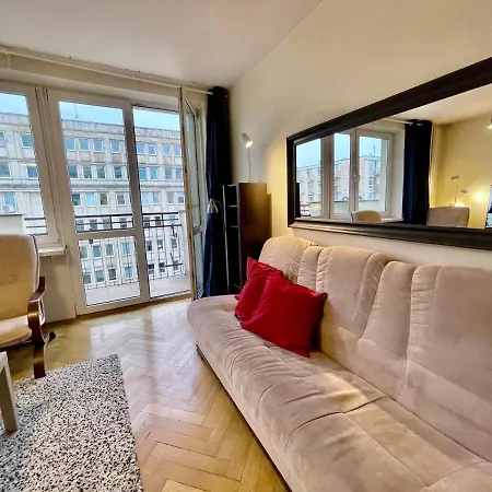 Apartment Raven Metro Fast Wifi 70'tv Netflix Hbomax Appletv Warsaw