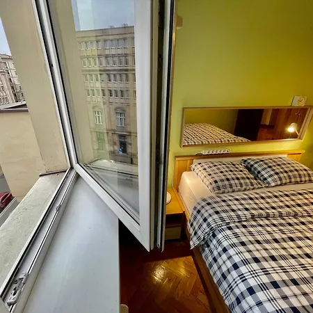 Raven Metro Fast Wifi 70'tv Netflix Hbomax Appletv