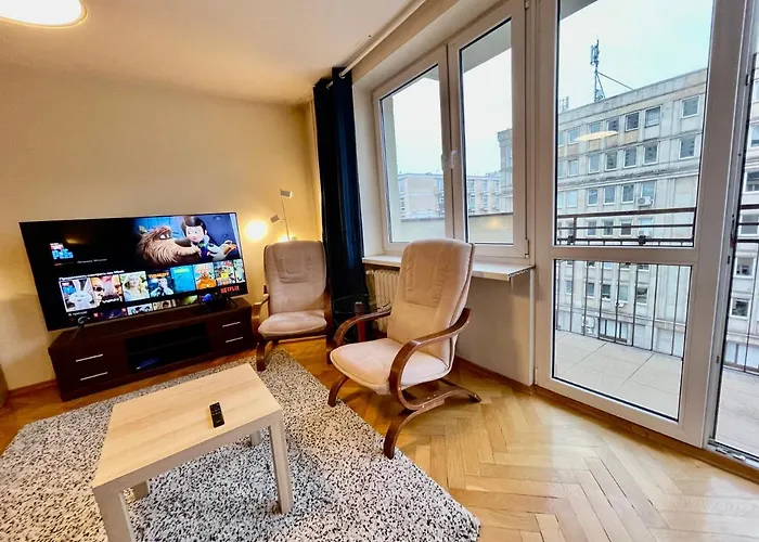 Raven Metro Fast Wifi 70'tv Netflix Hbomax Appletv Apartment