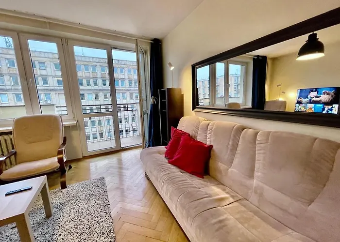 Apartment Raven Metro Fast Wifi 70'tv Netflix Hbomax Appletv Warsaw