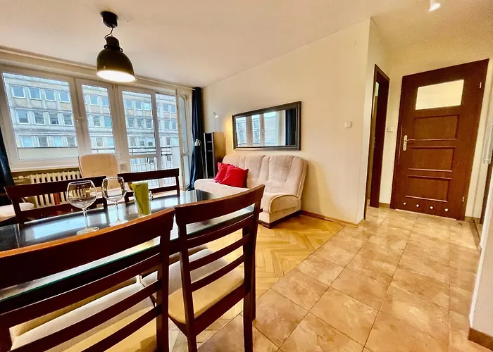 Raven Metro Fast Wifi 70'tv Netflix Hbomax Appletv Apartment