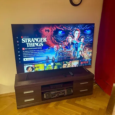 Raven Metro Fast Wifi 70'tv Netflix Hbomax Appletv Apartament *