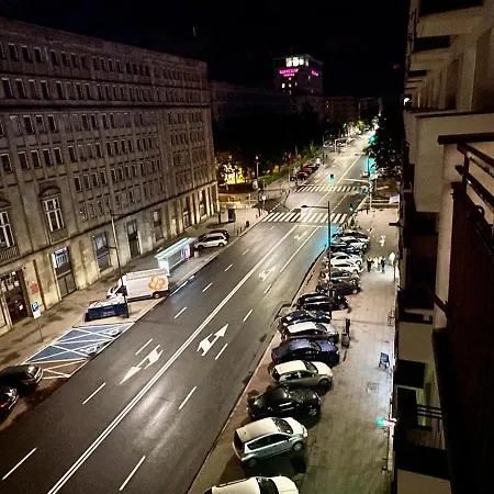 Daire Raven Metro Fast Wifi 70'tv Netflix Hbomax Appletv