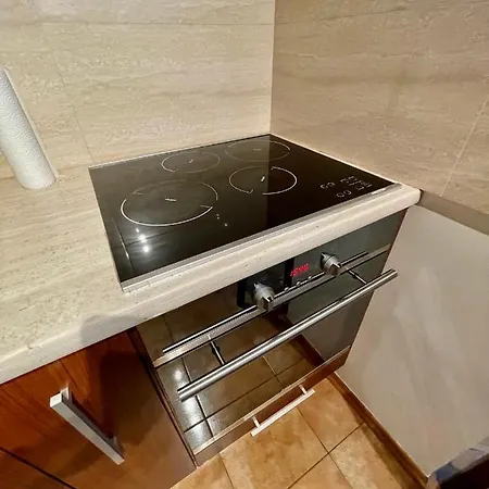 Apartament Raven Metro Fast Wifi 70'tv Netflix Hbomax Appletv *